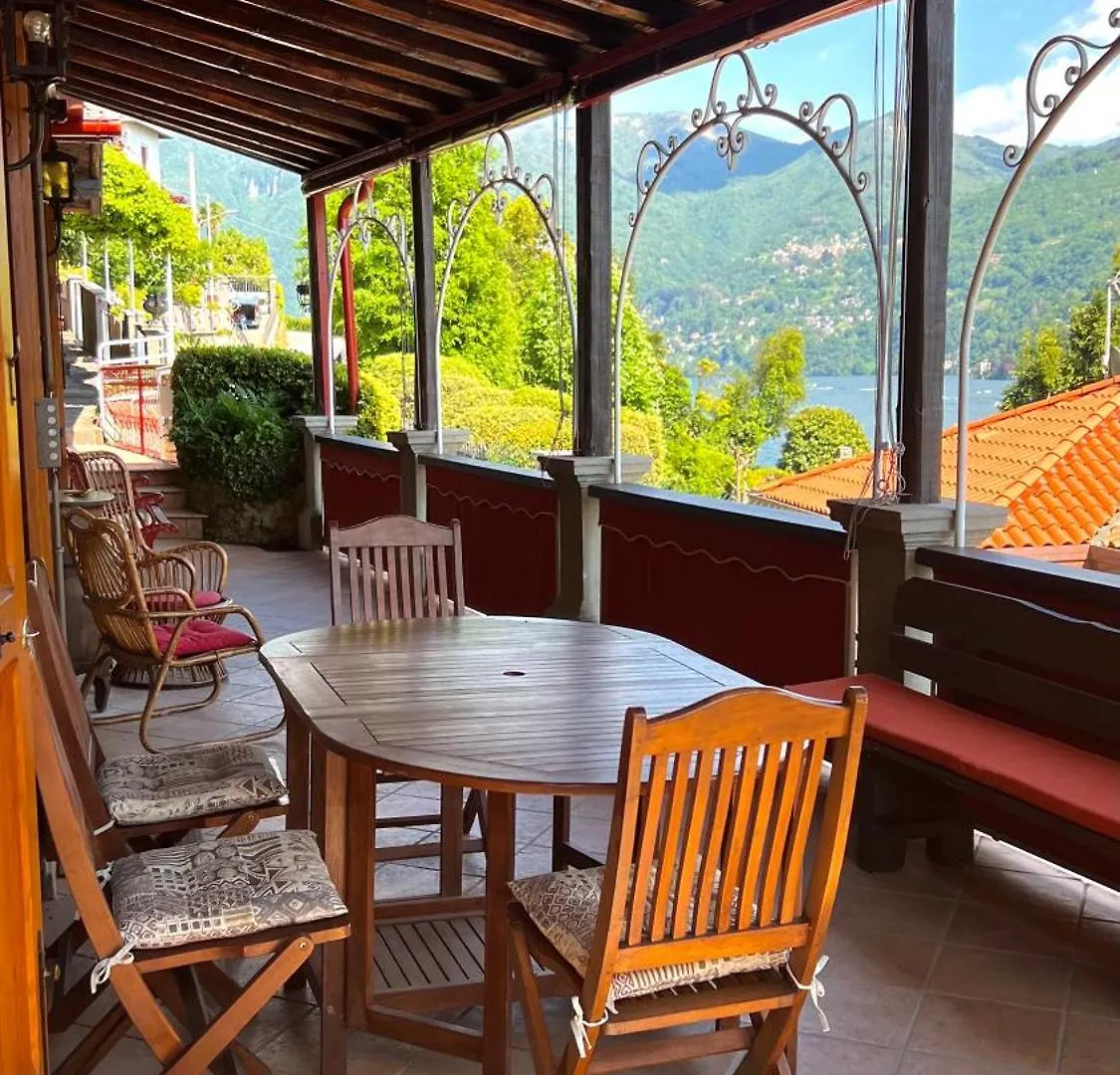 Villa Andreina Como Lake モルトラージオ