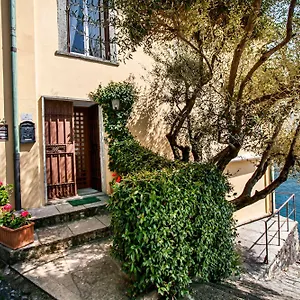 3* Gasthuis Darsena Di Riva Grande